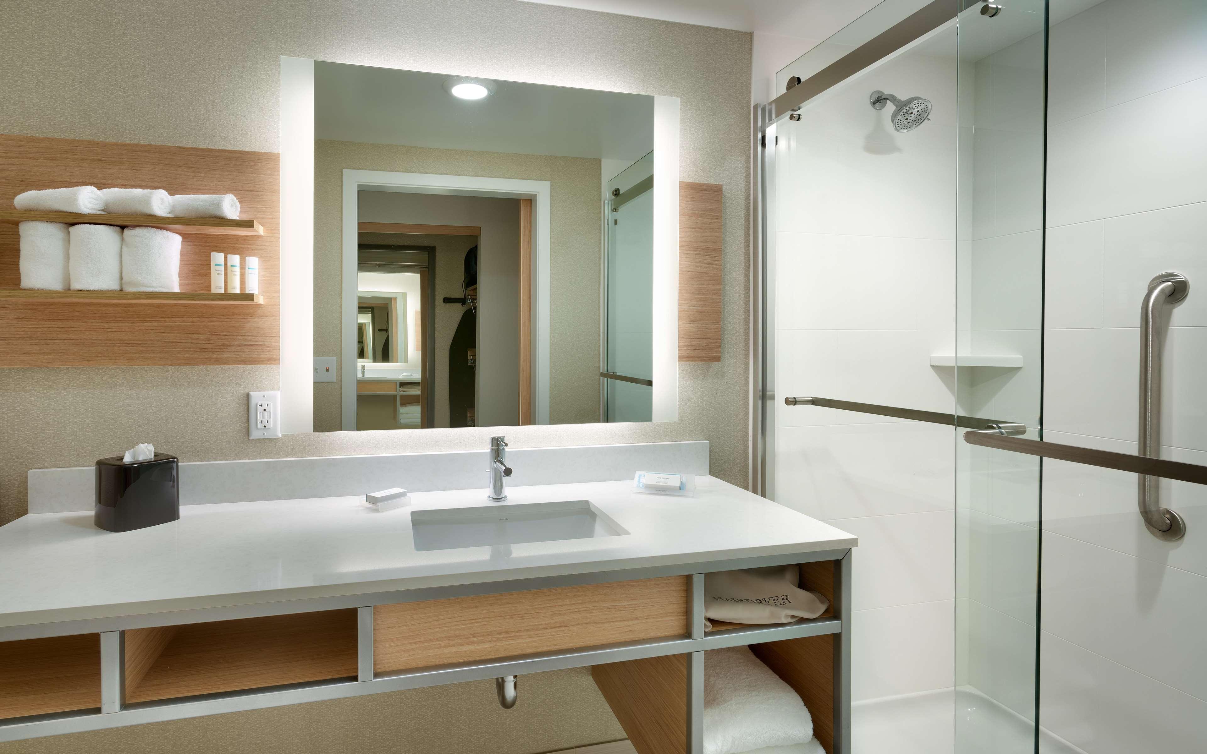 Hilton Garden Inn Boise Downtown Bagian luar foto